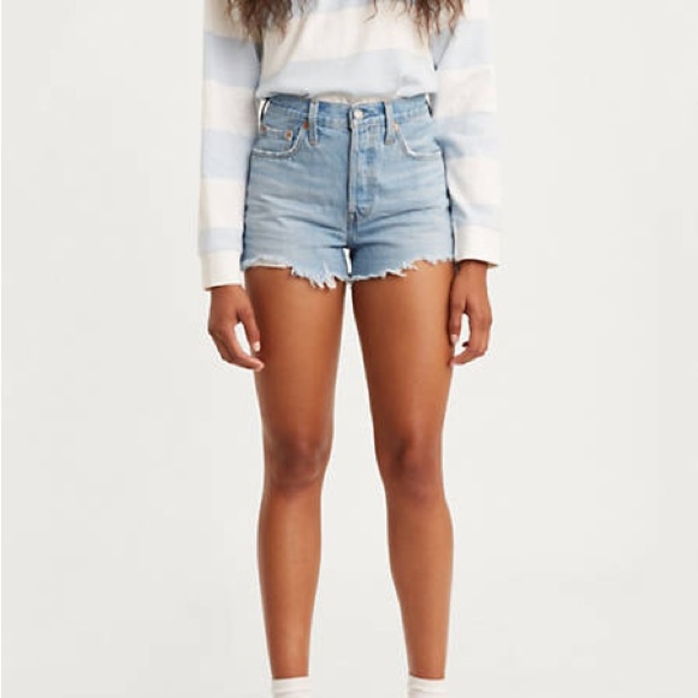 Levi’s 501 Shorts - Picture 1 of 6